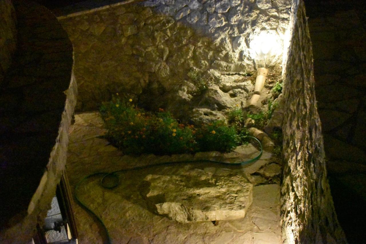 Estate Dafnopanagia Villa Magda Asprogerakata Exterior photo