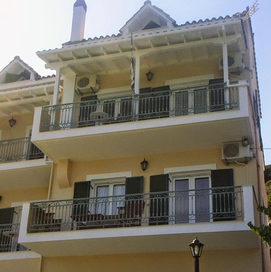 Estate Dafnopanagia Villa Magda Asprogerakata Exterior photo