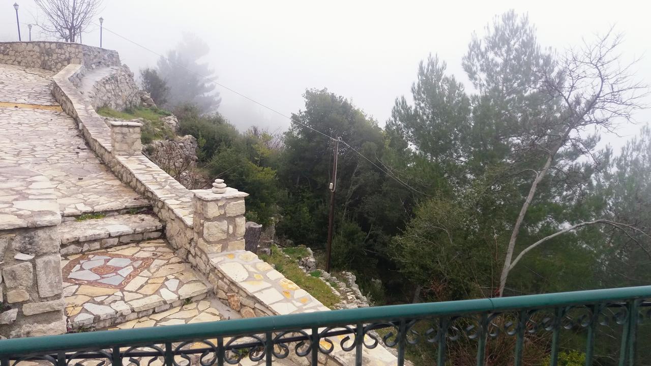 Estate Dafnopanagia Villa Magda Asprogerakata Exterior photo